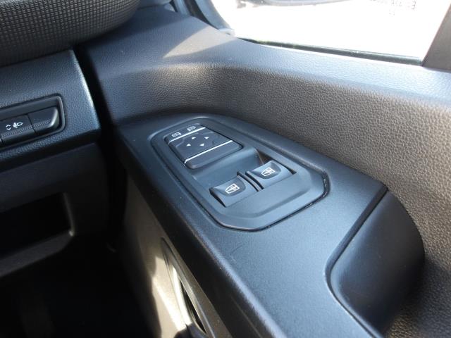 2022 Renault Trafic Sl28 Blue Dci 150 Business Van (SA22WKK) Image 25