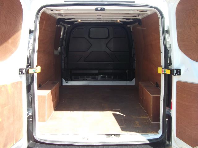 2020 Ford Transit Custom 2.0 Ecoblue 105Ps L2 Low Roof Leader Van (SA70XYF) Image 44
