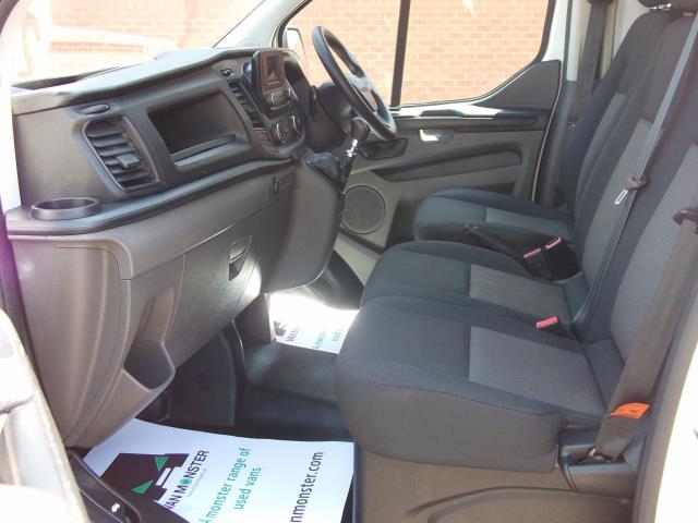 2020 Ford Transit Custom 2.0 Ecoblue 105Ps L2 Low Roof Leader Van (SA70XYF) Image 32