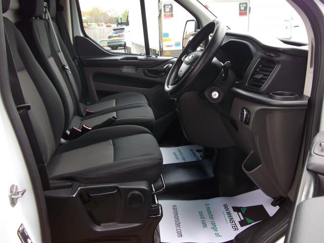 2020 Ford Transit Custom 2.0 Ecoblue 105Ps L2 Low Roof Leader Van (SA70ZHY) Image 12