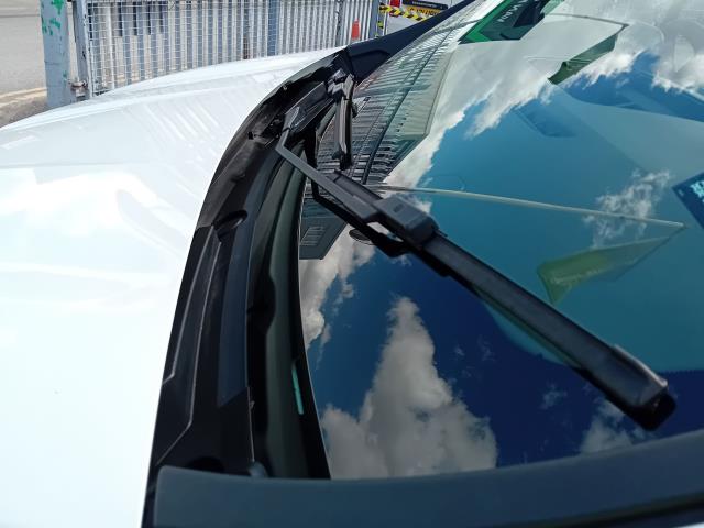 2022 Renault Trafic LL30 BLUE DCI 150PS BUSINESS EURO 6 (SB22GZV) Image 44