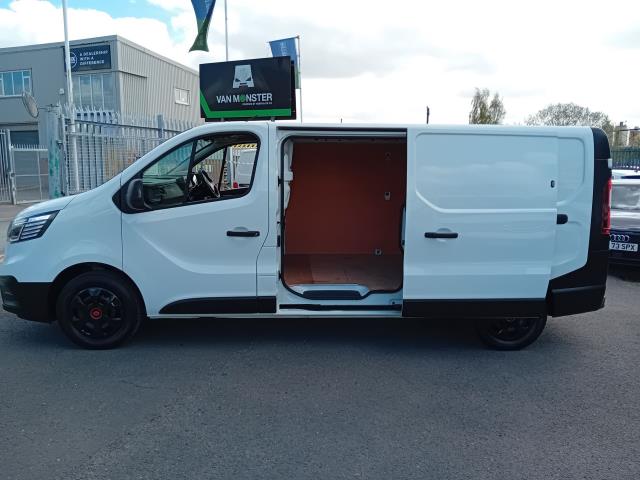 2022 Renault Trafic LL30 BLUE DCI 150PS BUSINESS EURO 6 (SB22GZV) Image 10