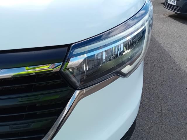 2022 Renault Trafic LL30 BLUE DCI 150PS BUSINESS EURO 6 (SB22GZV) Image 42