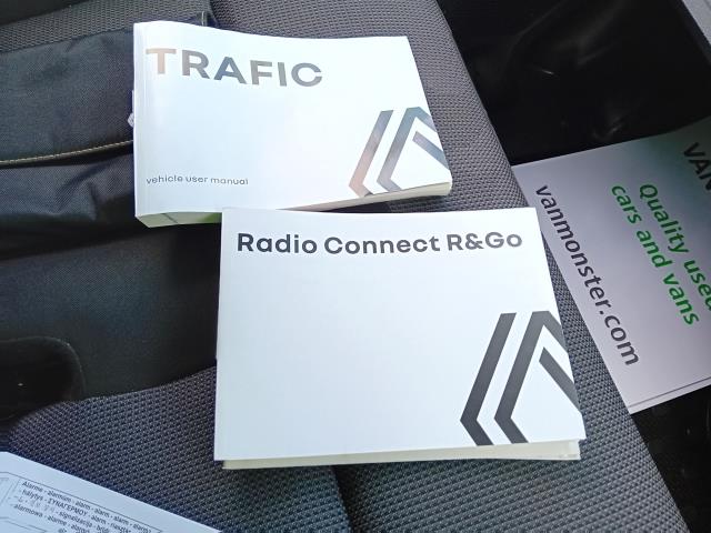 2022 Renault Trafic LL30 BLUE DCI 150PS BUSINESS EURO 6 (SB22GZV) Image 29