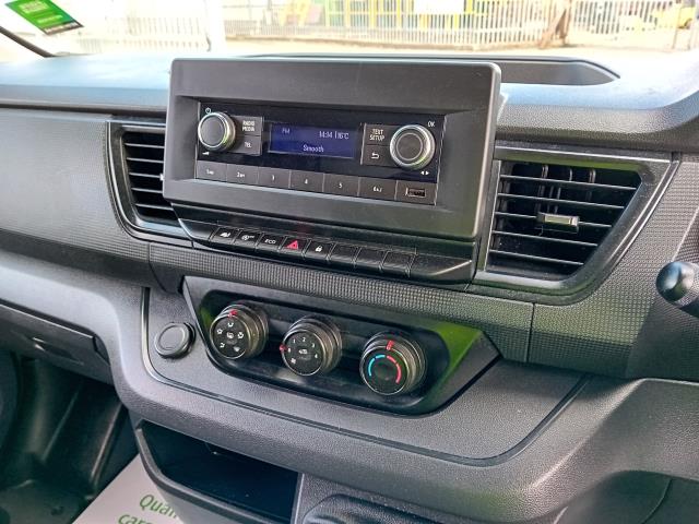 2022 Renault Trafic LL30 BLUE DCI 150PS BUSINESS EURO 6 (SB22GZV) Image 14