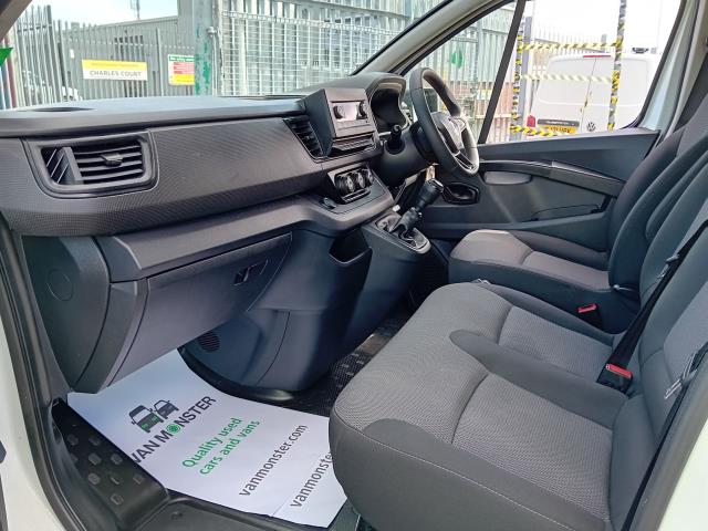 2022 Renault Trafic LL30 BLUE DCI 150PS BUSINESS EURO 6 (SB22GZV) Image 22