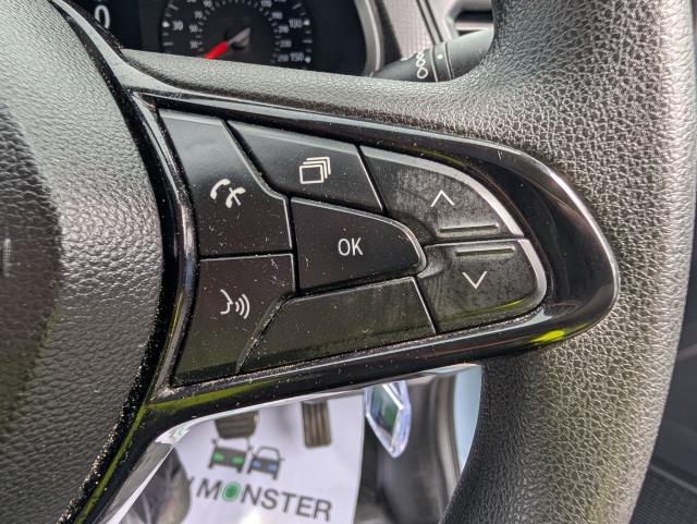 2022 Renault Trafic Sl28 Blue Dci 150 Business Van - Full Service History | Reliable | Something Different  (SB22UWO) Image 21