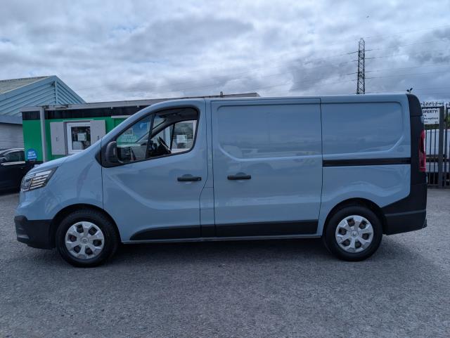 2022 Renault Trafic Sl28 Blue Dci 150 Business Van - Full Service History | Reliable | Something Different  (SB22UWO) Image 5