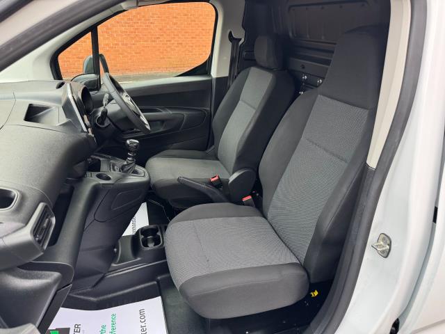 2023 Vauxhall Combo Cargo 2300 1.5 Turbo D 100Ps H1 Prime Van (SB23YRV) Image 37