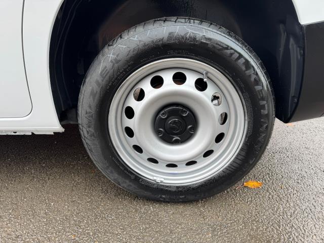 2023 Vauxhall Combo Cargo 2300 1.5 Turbo D 100Ps H1 Prime Van (SB23YRV) Image 60