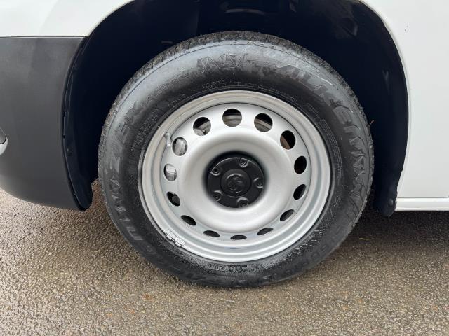 2023 Vauxhall Combo Cargo 2300 1.5 Turbo D 100Ps H1 Prime Van (SB23YRV) Image 59