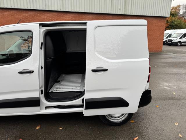 2023 Vauxhall Combo Cargo 2300 1.5 Turbo D 100Ps H1 Prime Van (SB23YRV) Image 47
