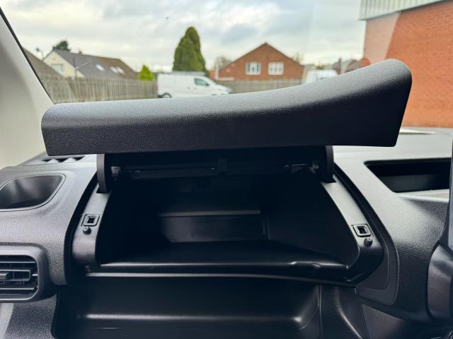 2023 Vauxhall Combo Cargo 2300 1.5 Turbo D 100Ps H1 Prime Van (SB23YRV) Image 42