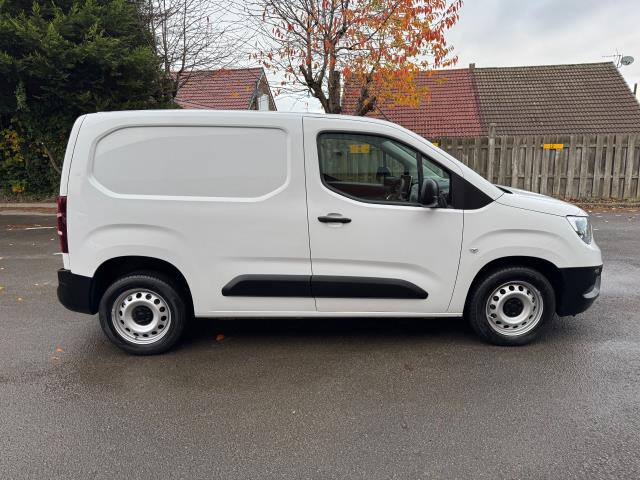 2023 Vauxhall Combo Cargo 2300 1.5 Turbo D 100Ps H1 Prime Van (SB23YRV) Image 10