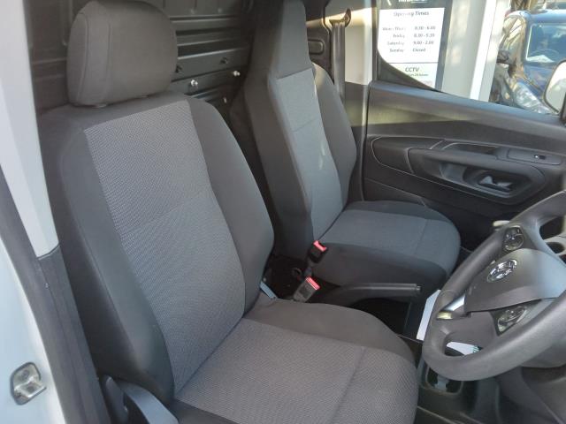 2023 Vauxhall Combo Cargo 2300 1.5 Turbo D 100Ps H1 Prime Van (SB23YRX) Image 21