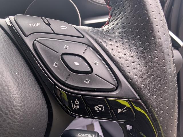 2022 Toyota C-Hr 2.0 Hybrid Gr Sport 5Dr Cvt - Hybrid | Low Running Costs | Luxury Feel (SD22CMK) Image 27