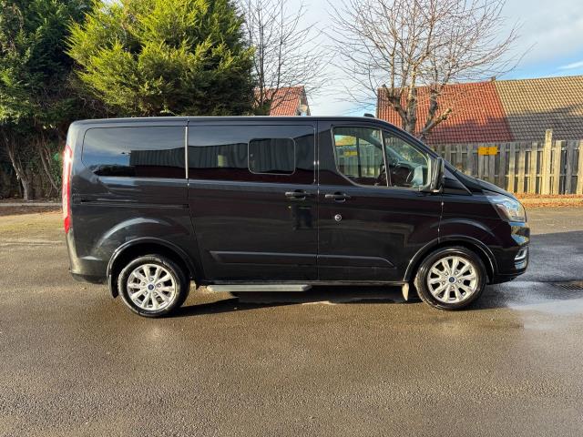 2021 Ford Tourneo Custom 2.0 Ecoblue 130Ps L/R 8 Seater Titanium Auto (SD71XZT) Image 10