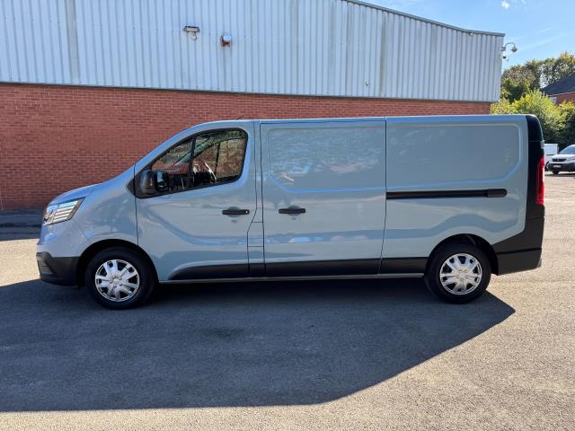 2022 Renault Trafic Ll30 Blue Dci 130 Business Van (SG72WYC) Image 6