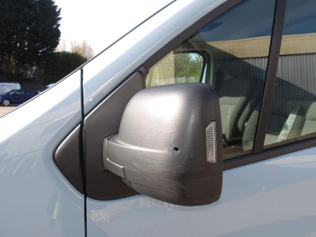 2022 Renault Trafic LL30 Blue DCi 130PS Business Van (SG72YJO) Image 17