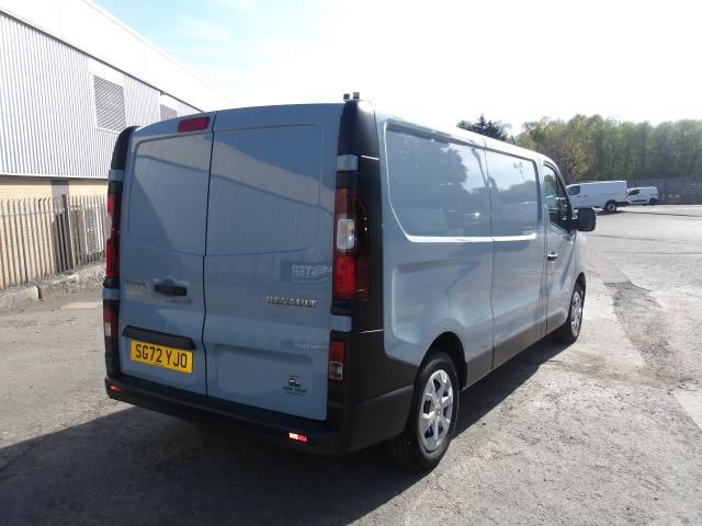 2022 Renault Trafic LL30 Blue DCi 130PS Business Van (SG72YJO) Image 9