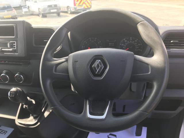 2021 Renault Master Lm35dci 135 Business Medium Roof Van (SL71KCU) Image 22