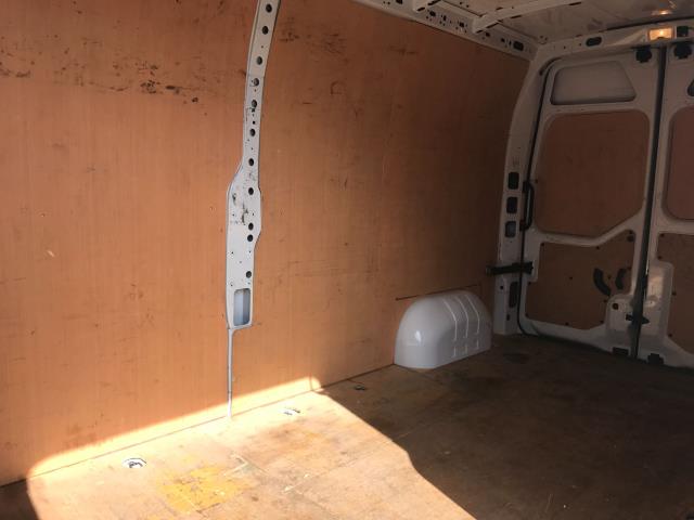 2021 Renault Master Lm35dci 135 Business Medium Roof Van (SL71KCU) Image 7