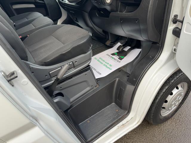 2022 Vauxhall Movano 3500 2.2 TURBO D 140PS L2 H2 DYNAMIC EURO 6 (SL72MZT) Image 18