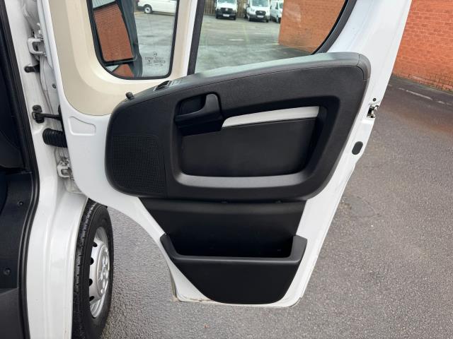 2022 Vauxhall Movano 3500 2.2 TURBO D 140PS L2 H2 DYNAMIC EURO 6 (SL72MZT) Image 19