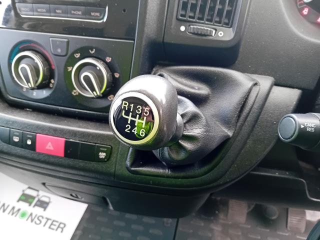 2022 Vauxhall Movano 3500 2.2 TURBO D 140PS L2 H2 DYNAMIC EURO 6 (SL72NCE) Image 18