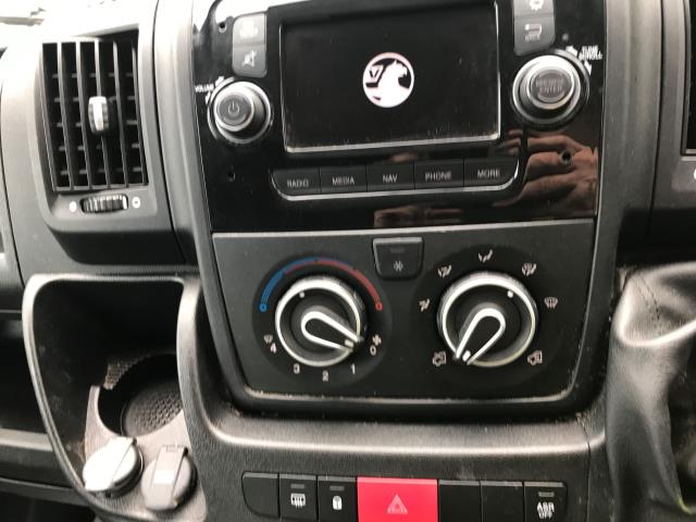 2022 Vauxhall Movano 2.2 Turbo D 140Ps H2 Van Dynamic (SL72NDE) Image 19