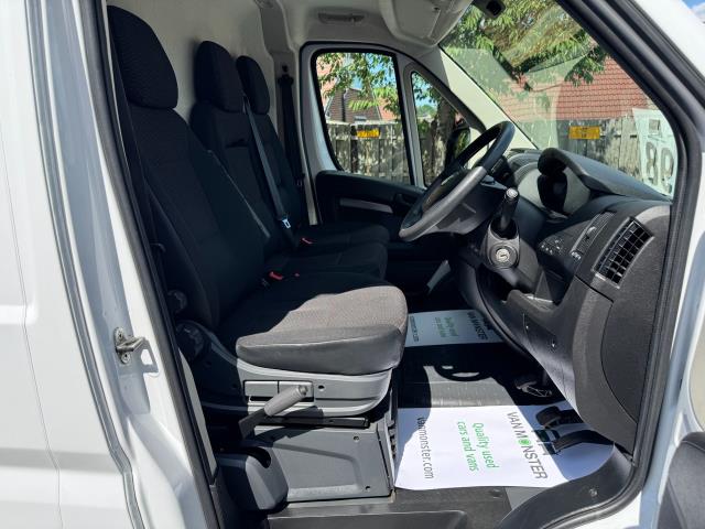 2022 Vauxhall Movano 2.2 Turbo D 140Ps H2 Van Dynamic (SL72NDV) Image 15