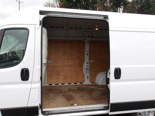 2022 Vauxhall Movano 2.2 Turbo D 140Ps H2 Van Dynamic (SL72NJN) Image 22