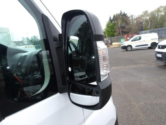 2022 Vauxhall Movano 2.2 Turbo D 140Ps H2 Van Dynamic (SL72NJN) Image 16