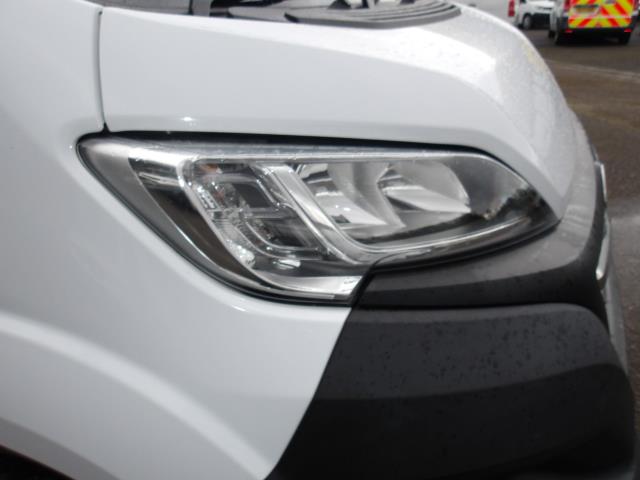 2022 Vauxhall Movano 2.2 Turbo D 140Ps H2 Van Dynamic (SL72NJN) Image 17