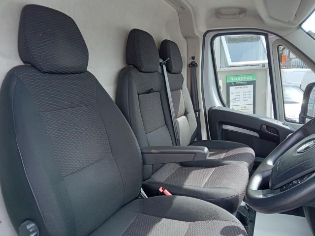 2022 Vauxhall Movano 2.2 Turbo D 140Ps H2 Van Dynamic (SL72NKS) Image 21