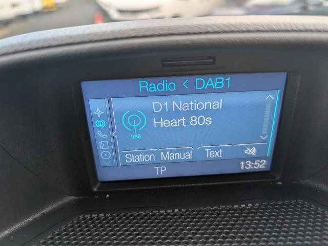 2018 Ford Tourneo Custom 2.0 Tdci 170Ps Low Roof 8 Seater Titanium Auto (VK18ZZL) Image 21