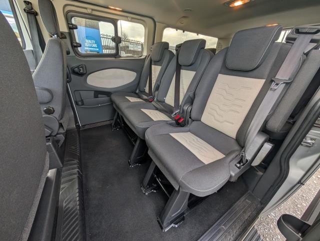 2018 Ford Tourneo Custom 2.0 Tdci 170Ps Low Roof 8 Seater Titanium Auto (VK18ZZL) Image 29