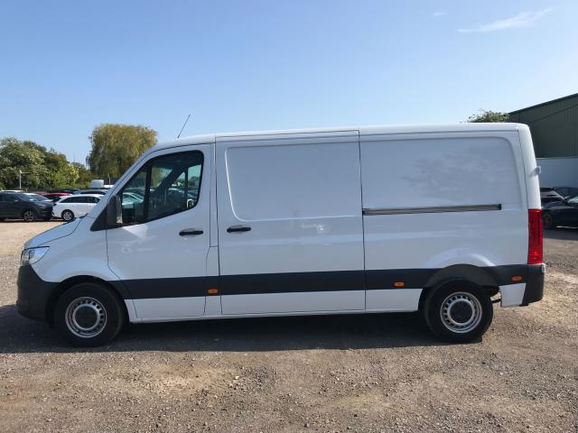 2020 Mercedes-Benz Sprinter 3.5T L2 H1 FWD Van (WA70RUH) Image 7