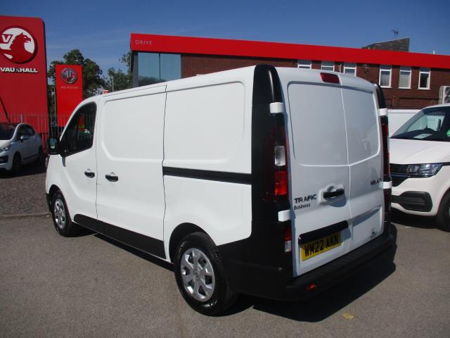 2022 Renault Trafic Sl28 Blue Dci 150 Business Van (WM22AKN) Image 7