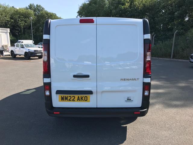 2022 Renault Trafic Sl28 Blue Dci 150 Business Van (WM22AKO) Image 8