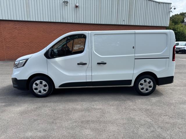 2022 Renault Trafic Sl28 Blue DCI 130 Business+ Van (WM22DNE) Image 6
