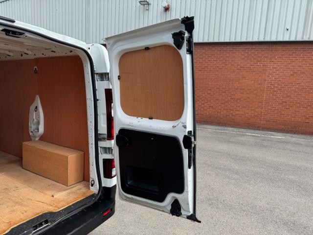 2022 Renault Trafic Sl28 Blue DCI 130 Business+ Van (WM22DNE) Image 56
