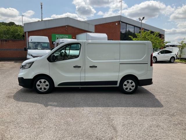 2022 Renault Trafic Sl28 Blue Dci 130 Business+ Van (WM22DNU) Image 6