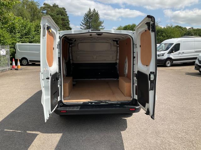2022 Renault Trafic Sl28 Blue Dci 130 Business+ Van (WM22DNU) Image 12