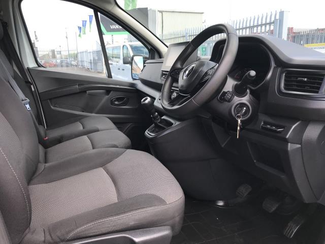 2022 Renault Trafic SL28 L1 H1 BLUE DCi 130PS BUSINESS+  EURO 6 (WM22GCY) Image 21