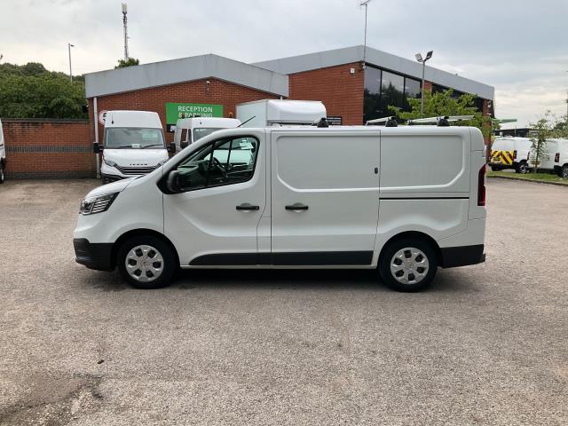 2023 Renault Trafic Sl28 Blue Dci 130 Business+ Van (WM23RWU) Image 6