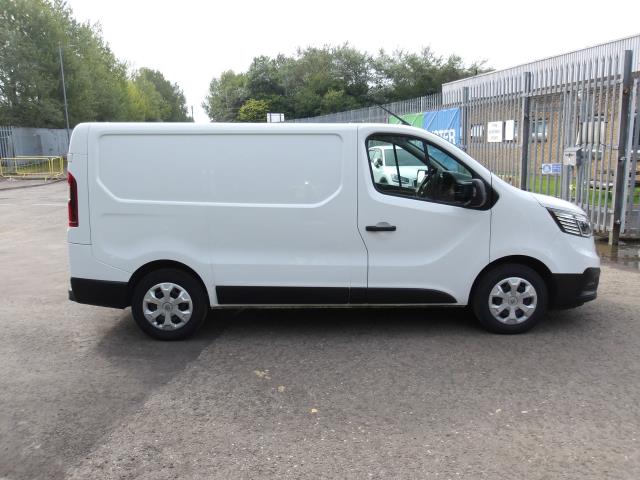 2023 Renault Trafic Sl28 Blue Dci 130 Business+ Van***AIR CON*** (WM23RXP) Image 9