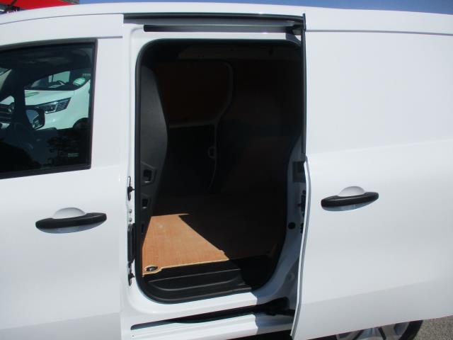 2023 Renault Kangoo Ml19 Blue Dci 95 Advance Van (WM23RYV) Image 29