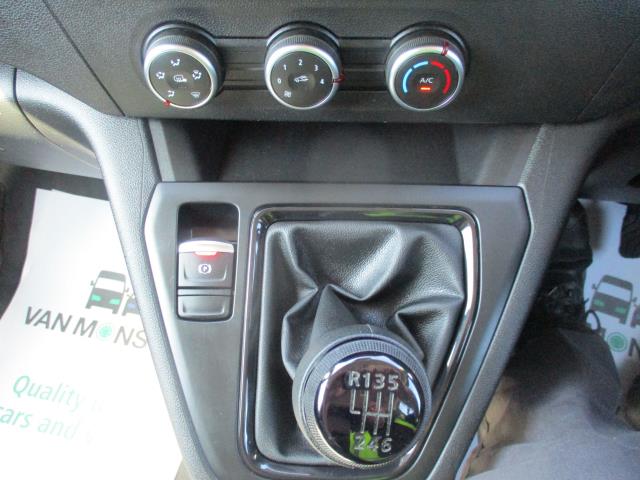 2023 Renault Kangoo Ml19 Blue Dci 95 Advance Van (WM23RYV) Image 26