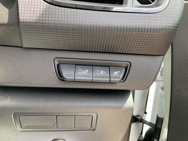 2023 Renault Kangoo Ml19 Blue Dci 95 Advance Van (WM23RZR) Image 31